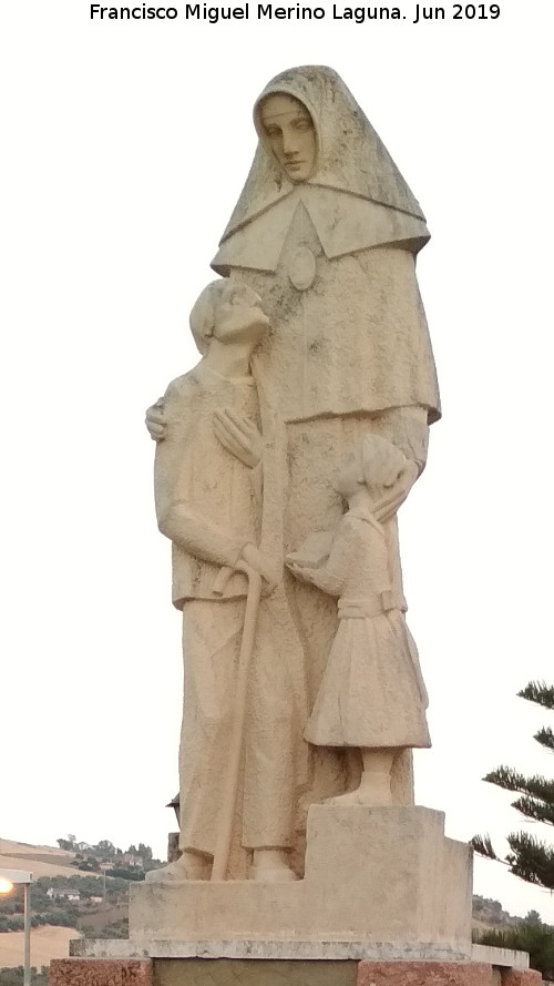 Monumento a Madre Petra de San Jos� - Monumento a Madre Petra de San Jos�. Estatua