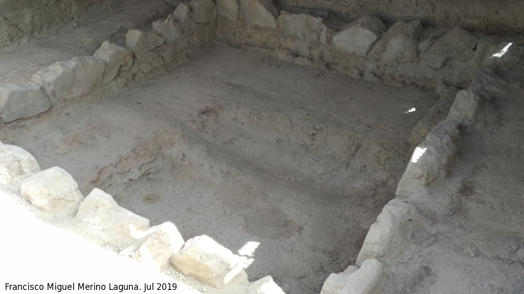 Necr�polis del Cerro del Santuario. Tumba 176 - Necr�polis del Cerro del Santuario. Tumba 176. 