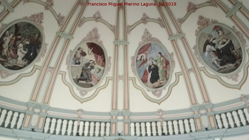 Iglesia de San Juan de Dios. C�pula - Iglesia de San Juan de Dios. C�pula. Pinturas murales