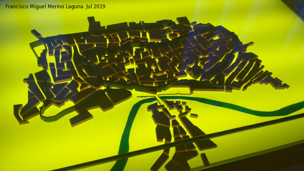 Muralla de Murcia - Muralla de Murcia. Maqueta en la edad moderna en el Centro de Visitantes de la Muralla de Santa Eulalia