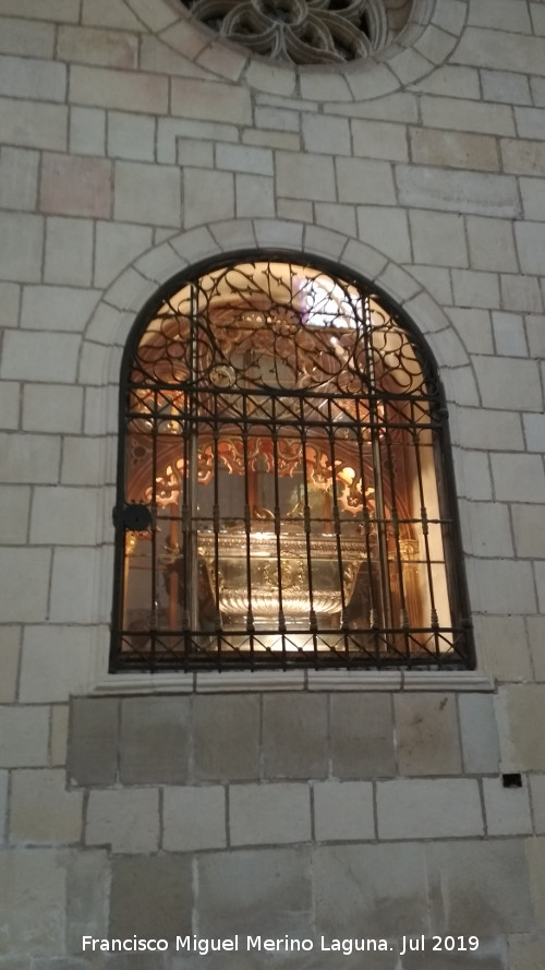 Catedral de Santa Mar�a. Capilla Mayor - Catedral de Santa Mar�a. Capilla Mayor. Urna de San Fulgencio y Santa Florentina desde la Girola