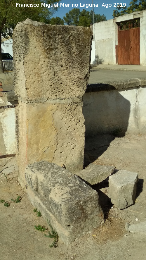 Piezas Arqueol�gicas de la Agrupaci�n de Santo Tom� - Piezas Arqueol�gicas de la Agrupaci�n de Santo Tom�. Sillares