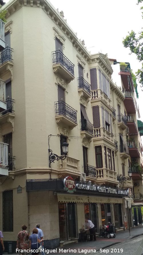 Edificio de la Plaza Mariana Pineda n� 6 - Edificio de la Plaza Mariana Pineda n� 6. 