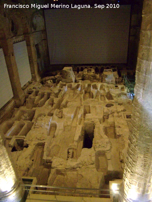 La Mota. Iglesia Mayor Abacial. Excavaci�n arqueol�gica - La Mota. Iglesia Mayor Abacial. Excavaci�n arqueol�gica. 