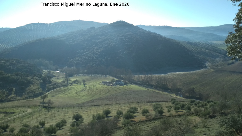 Oppidum de la Gineta - Oppidum de la Gineta. Vistas hacia el Cerro de la Guzmana
