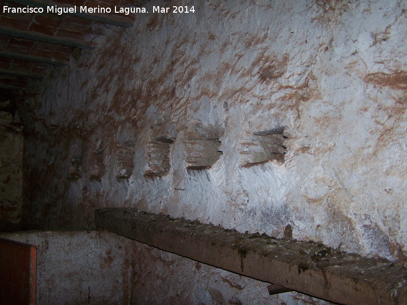 Monasterio Caser�a de Don Bernardo - Monasterio Caser�a de Don Bernardo. Ponederos de las caballerizas