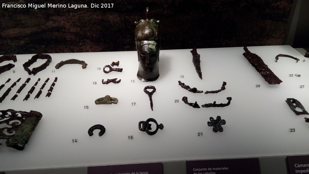 Necr�polis ib�rica de Piquia - Necr�polis ib�rica de Piquia. Piezas del carro. Museo Ibero de Ja�n