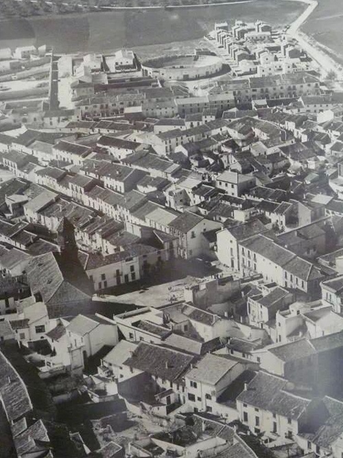 Plaza de Toros - Plaza de Toros. Foto antigua a�rea