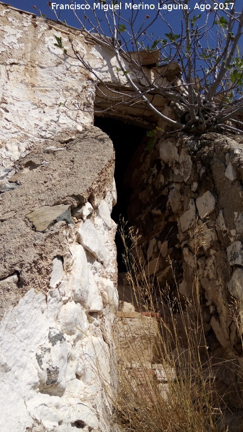 Torre�n del Cortijo de la Torre - Torre�n del Cortijo de la Torre. Entrada a la parte alta