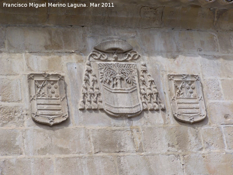 Iglesia de San Andrs - Iglesia de San Andrs. Escudos