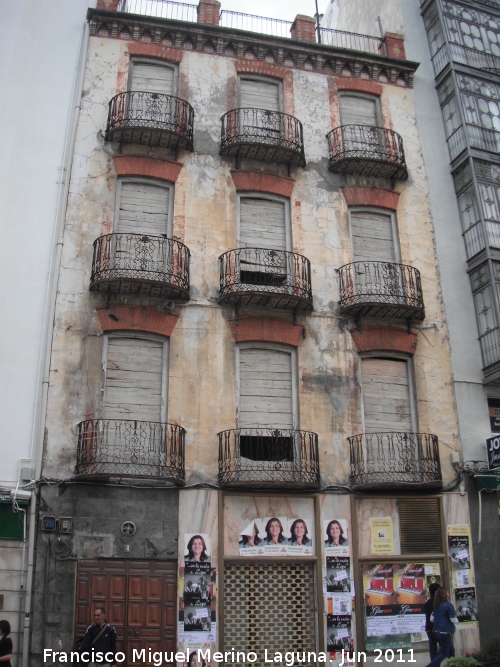 Edificio de la Calle Bernab� Soriano n� 4 - Edificio de la Calle Bernab� Soriano n� 4. 