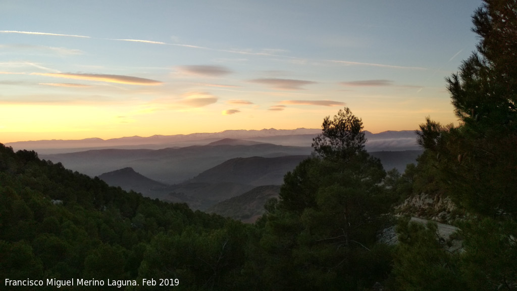 Alba - Alba. Vistas desde la ladera sur del M�gina - Huelma