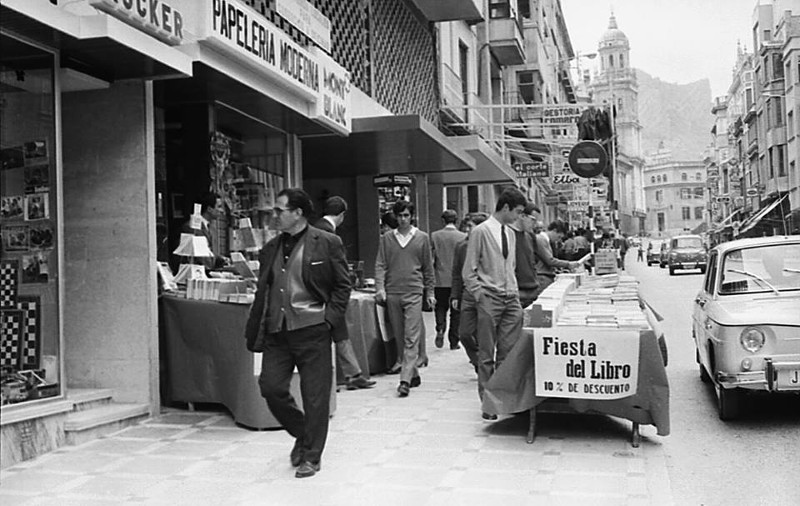 Calle Bernab Soriano - Calle Bernab Soriano. Foto antigua