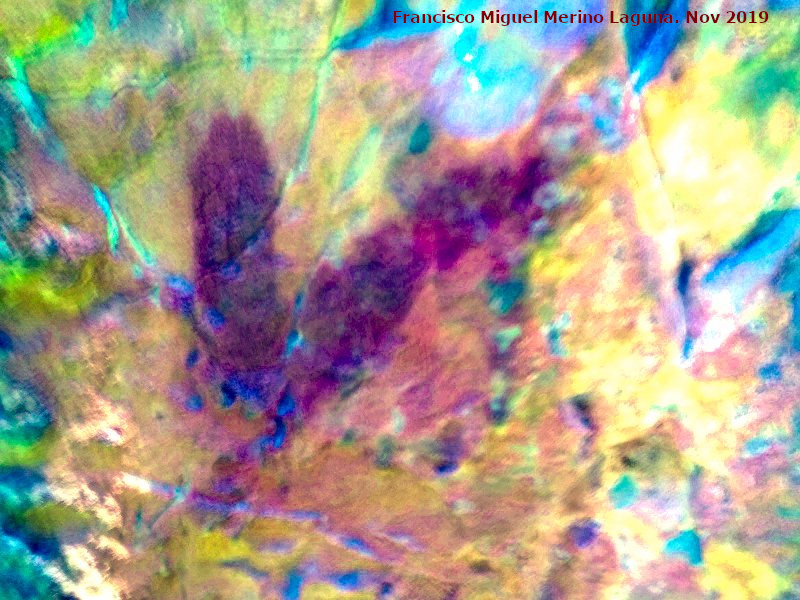 Pinturas rupestres del Cimbarrillo de Mar�a Antonia II - Pinturas rupestres del Cimbarrillo de Mar�a Antonia II. Tratada con Dstretch