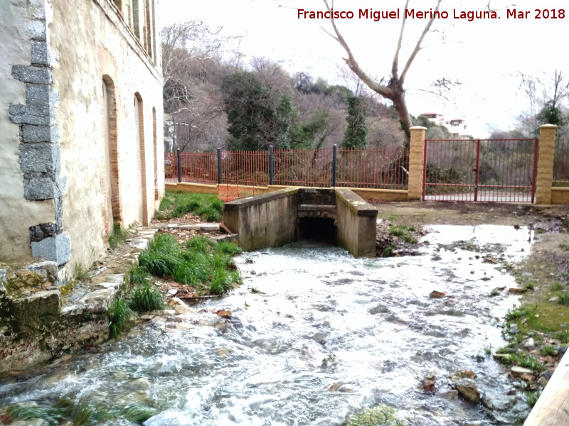 Arroyo de los Baos - Arroyo de los Baos. Su paso por debajo de la carretera