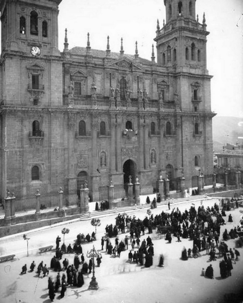 Catedral de Jan - Catedral de Jan. Obstensin del Santo Rostro 1881