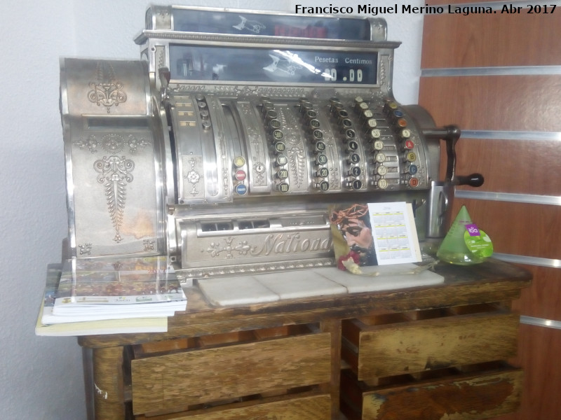 Caja registradora - Caja registradora. Antigua Ferreter�a Utrera - Ja�n