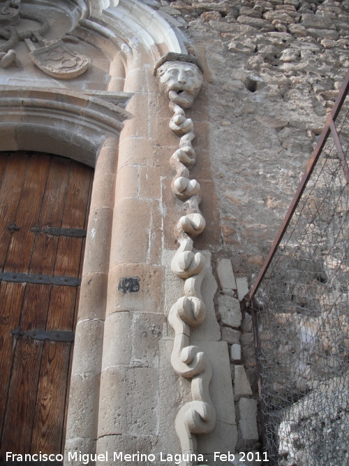 Castillo de La Guardia. Puerta de Acceso - Castillo de La Guardia. Puerta de Acceso. Cadena
