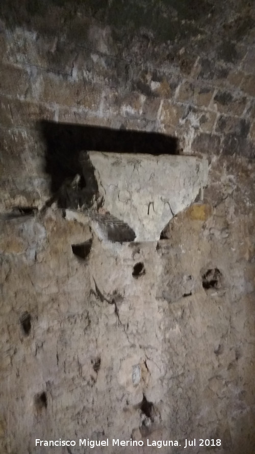 B�veda del R�o Cerezuelo - B�veda del R�o Cerezuelo. M�nsula para caz