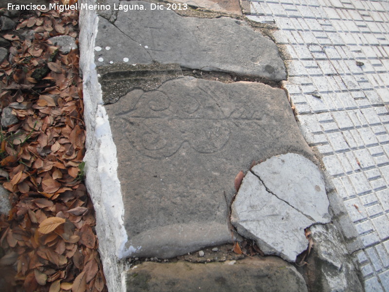 Lavaderos de Santa Eulalia - Lavaderos de Santa Eulalia. Graffiti de un coraz�n tallado en una de las losas