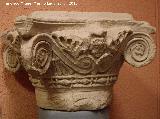 Cerro Alcal�. Capitel romano en caliza. Museo Arqueol�gico Provincial de Ja�n