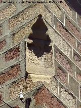 Casa de la Calle Isabel la Cat�lica n� 16. Hornacina