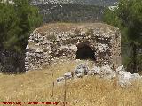 Castillo de Arenas. Recinto Inferior. Torre�n con habit�culo