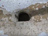 Ermita de San Torcuato. Ventanuco de comunicaci�n