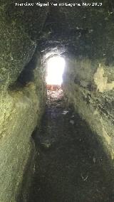 Ermita de San Torcuato. Interior de chimenea