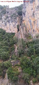 Cascada de Linarejos. Sucesi�n de cascadas
