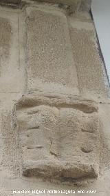 Casa de la Calle Cubillo n� 8. Pilastra derecha