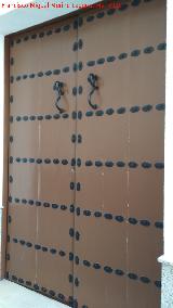 Casa de la Calle Emilio Sebasti�n n� 2. Puerta