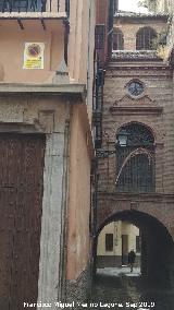 Casa del Gremio del Torcido de la Seda. 
