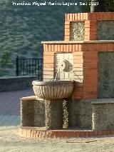 Farola y Fuente de la Plaza de los Jilgueros. Fuente