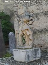 Alc�zar de Jerez. Monumento a Alfonso X El Sabio. 