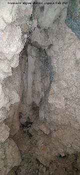 Cueva de la Cara. Formaciones