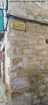 Casa de la Calle Juan Ruiz Gonz�lez n� 18. Detalle de la esquina a soga y tiz�n