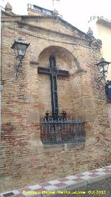 Cruz Calle Comisarios. 