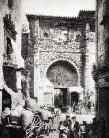 Corral del Carb�n. Foto antigua