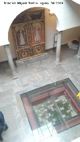 Madraza. Puertas y alberca