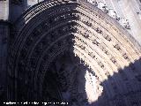 Catedral de Santa Mara. Puerta de los Leones