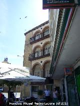 Plaza de Andaluc�a. Galer�as de arcos