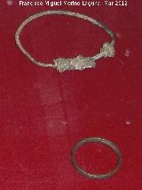 Yacimiento Las Ventas. Adornos de bronce, Siglo VI. Museo Provincial de Ja�n