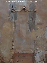 Ermita de Jabalcuz. Restos de la iluminacin del Sagrario